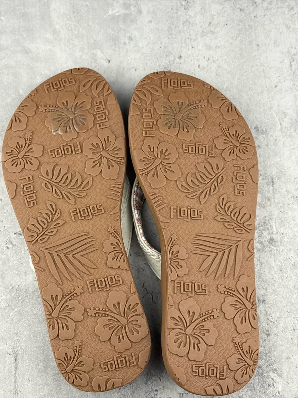 Flojos Brown Footbed White Straps Striped Accent Flip Flops